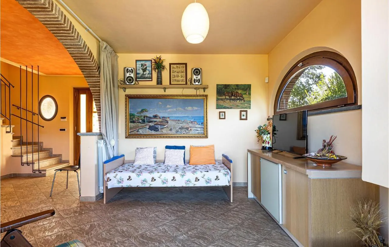 Holiday home 2 Bedroom Amazing Home In Castelfranco Di Sotto Le Vedute