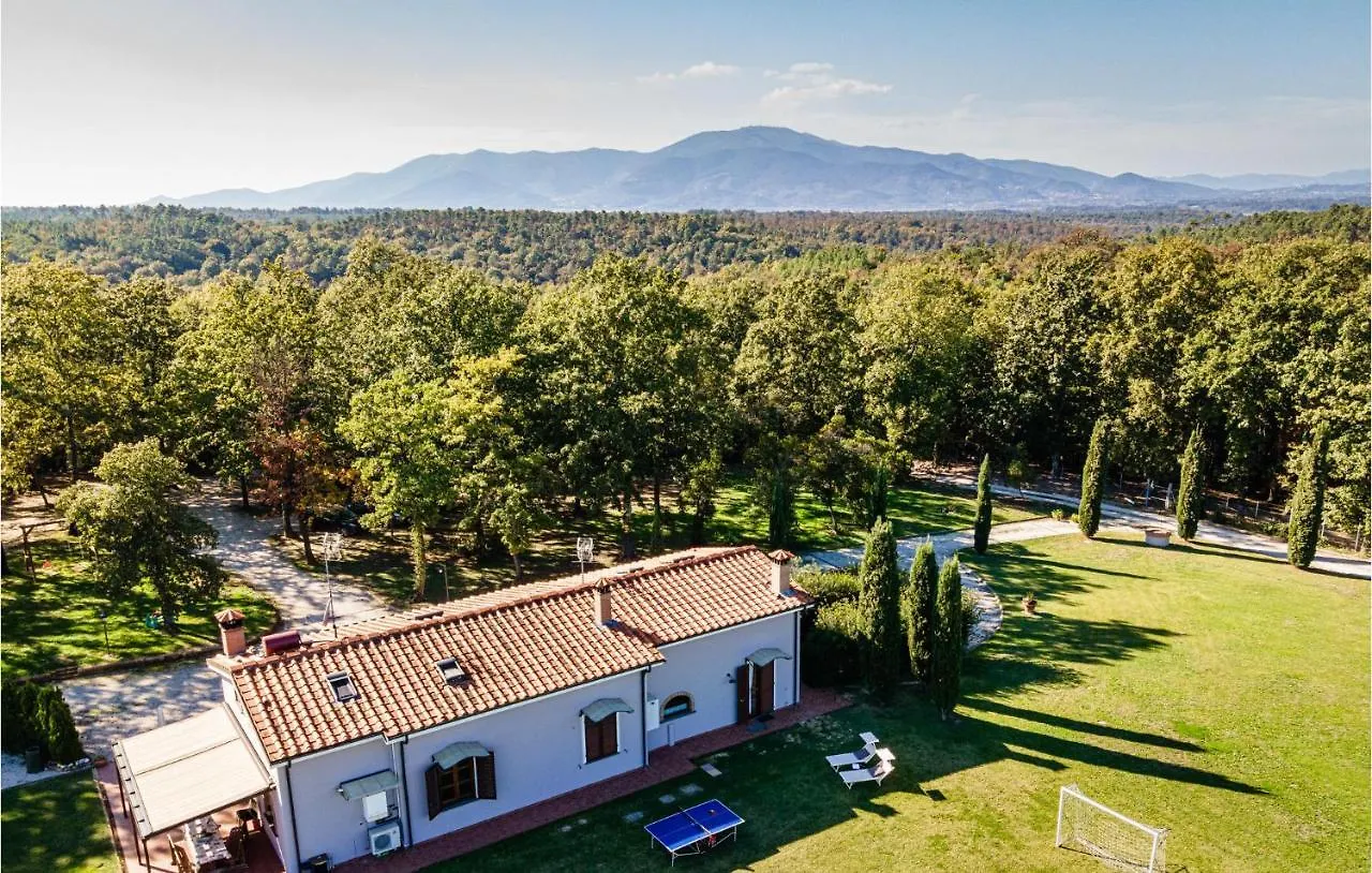 2 Bedroom Amazing Home In Castelfranco Di Sotto Le Vedute Italy